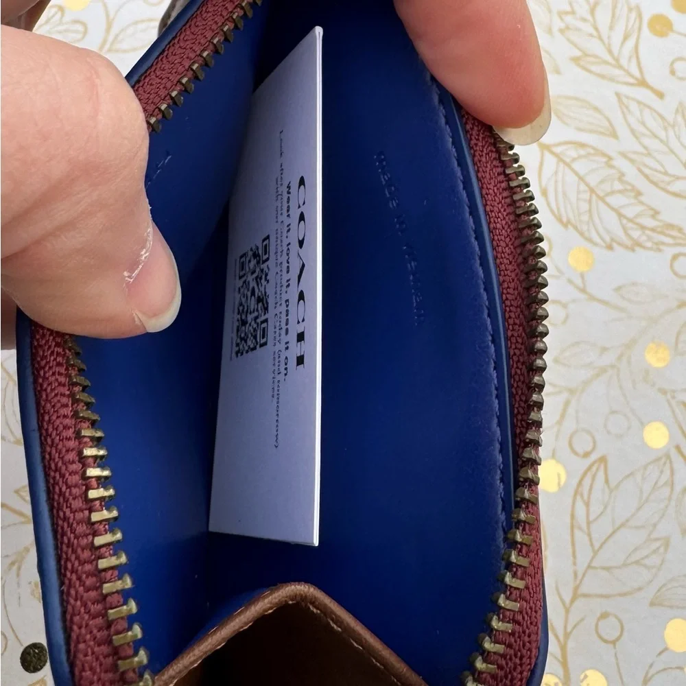 Coach L-Zip Card Case with Reflective Coach Patch Wallet 79737 - Picture 5 of 6